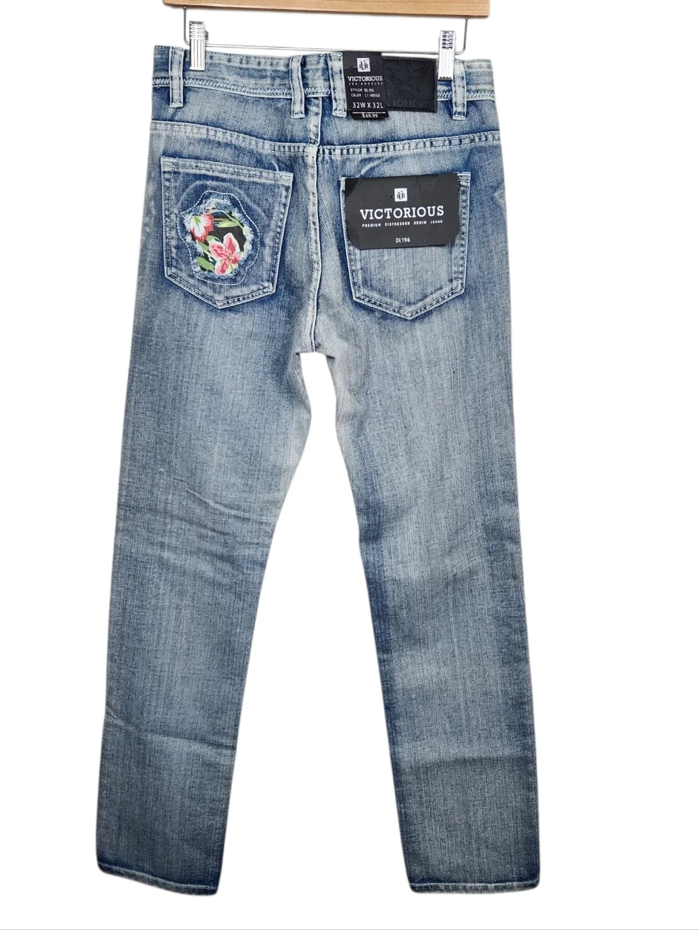 Victorious NWT DL196 Floral Patch Distressed Denim Blue Jeans Mens Size 32 x 32
